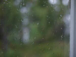 Regn på fönster
