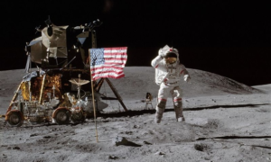 Läs mer om artikeln Kittlande konspirationer om månen och klimatet