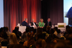 Läs mer om artikeln Om havsnivå, solenergi och politik