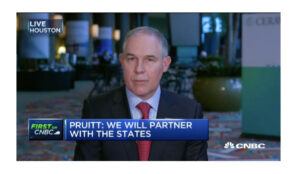 Läs mer om artikeln Med en foliehatt som chef