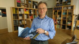 Läs mer om artikeln Boken extremt väder inom räckhåll